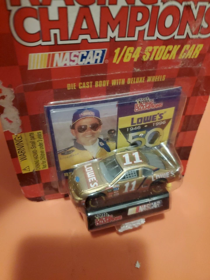 1996 Racing Champions 1:64 #11 Brett Bodine Lowe's Anniversary Gold Ford New Foto 3 de 4