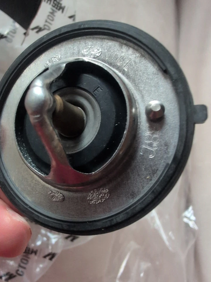 Termostato de carreras Mishimoto MMTS-WRX-01 para Subaru Impreza WRX/STI 2001-2017 Foto 4 de 4