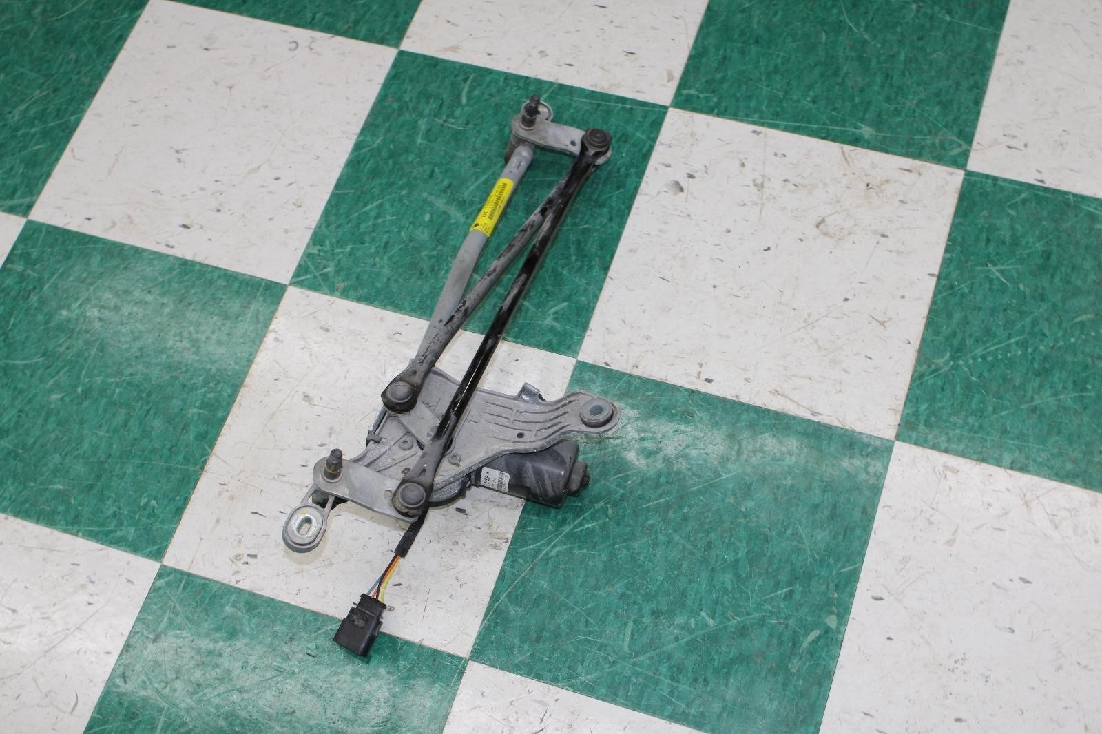 14-24 Ghibli Front Windshield Wiper Motor Linkage Assy Actuator Factory OEM OE
