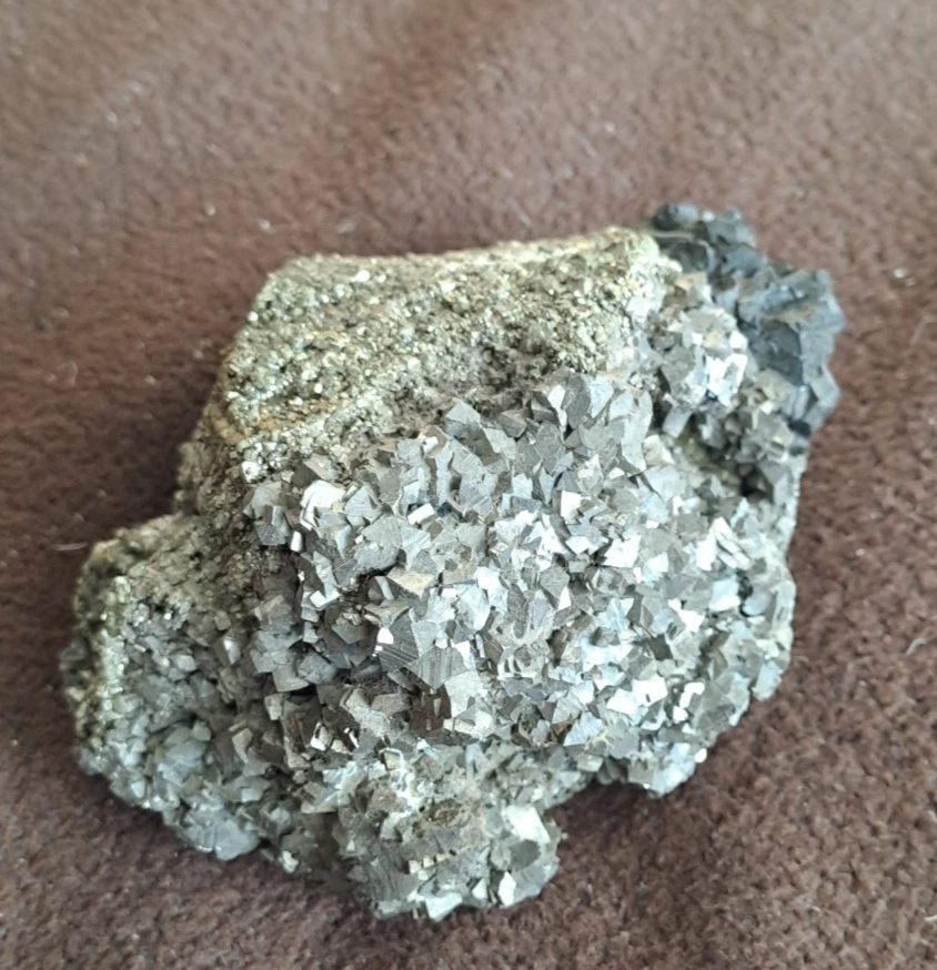 Pyrit mit Tetraedit (wahrscheinlich), ca 920g (Rumänien??) - Bild 2 von 4