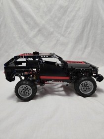 LEGO TECHNIC Extreme Cruiser Jeep 4 X 4 Set 8081