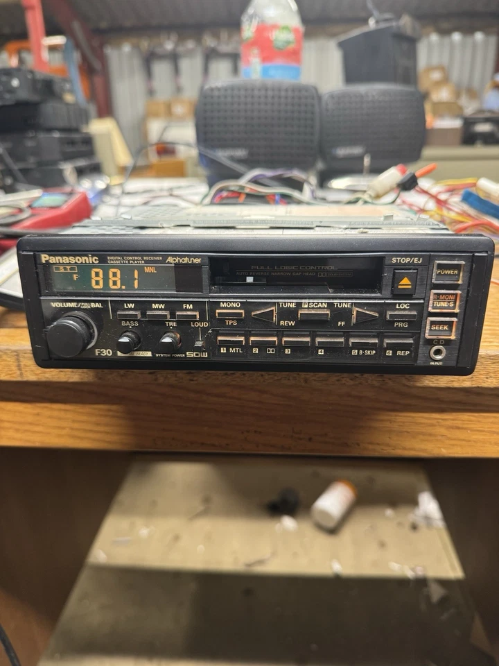 Panasonic CQ-F30EE 1987 Retro Porsche Coche Audio Envío gratuito Reino Unido o en todo el mundo Foto 2 de 4