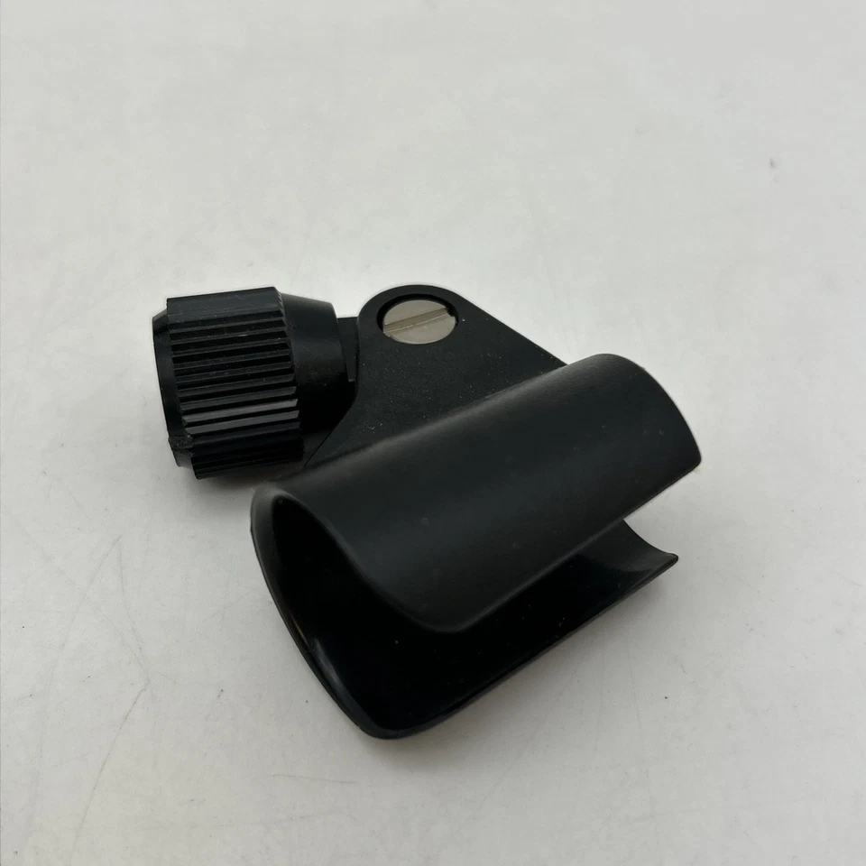 Radio Shack 33-3024 Dynamic Unidirectional 500 Microphone w/Case/Manual Vtg - Image 4 of 4