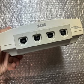 Sega Dreamcast Console Only - HKT-3020 - LASER PROBLEMS     TURNS ON     *READ*!