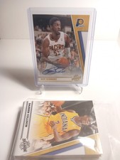 2010-11 Panini Season Update - Roy Hibbert #57 Signatures /299 (AU) Base Bundle