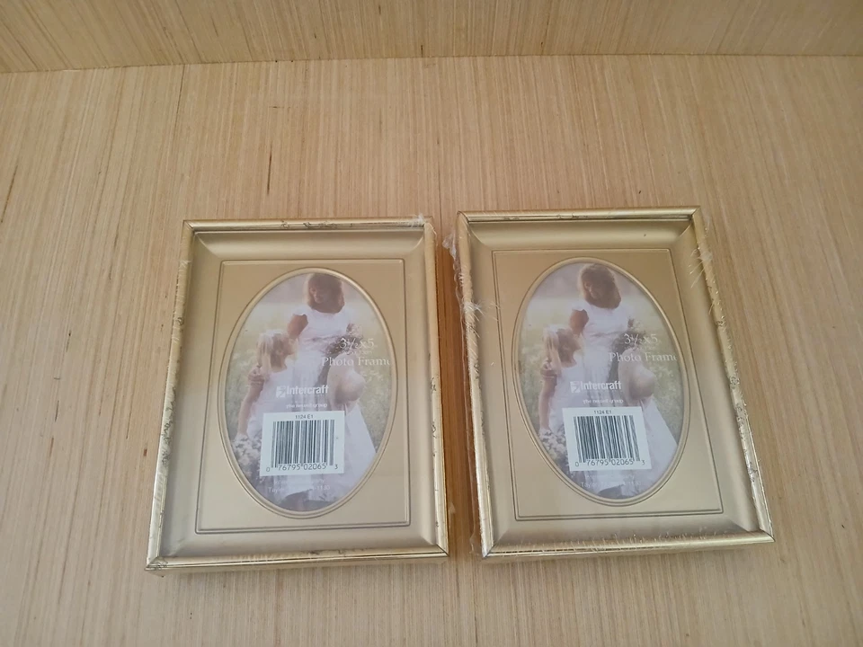 NEW Intercraft Gold Metal Picture Frames Set of 2 Rustic Look Hold 3.5 x 5 Photo - Image 3 of 4