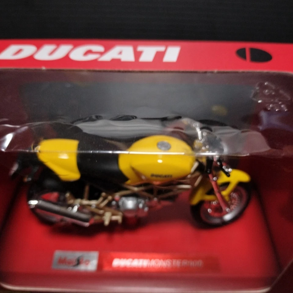 Maisto 1 18 DUCATI MONSTER900 Ducati Maisto Motorcycle Mini Car Ducati Monster Y - Image 2 of 4