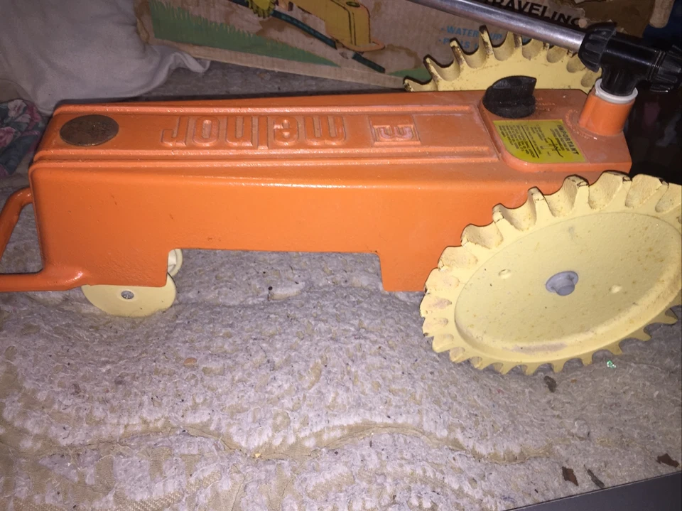 Aspersor de viaje Melnor vintage modelo 1003 válvula de cierre automático Foto 2 de 4