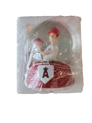 非売品　LAA giveaways OHTANI SNOW GLOBE s-l400.jpg