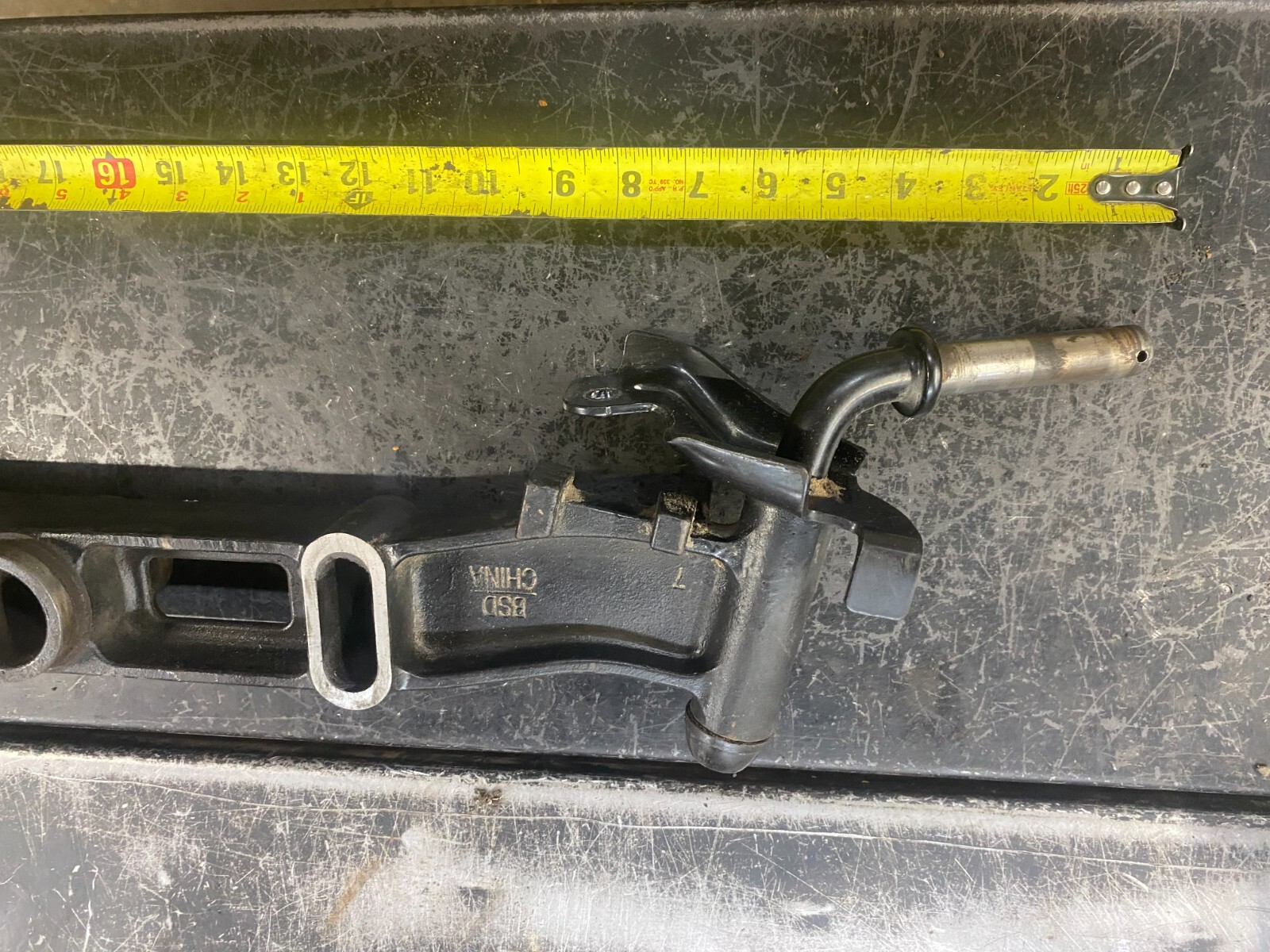 Cub Cadet LT1042 13AX11CG710 steering pivot axle 71904105 eBay