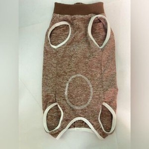 Medium cat brown and white shirt