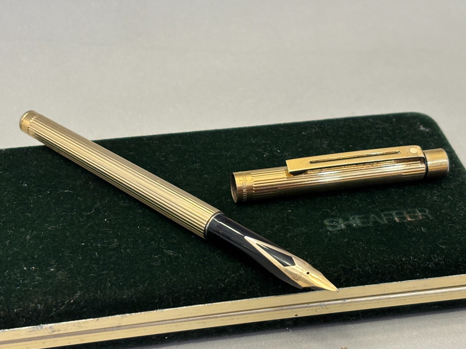 Sheaffer — Targa Slim — fountain pen for sale on Nibfolio