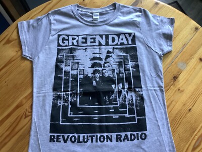 GREEN DAY Revolution Radio Ladies T-Shirt Grey Size L or XL Punk Rock Blink 182
