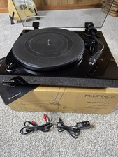 Fluance RT81 Elite Turntable UP GRADED with AT-VM95SH cartridge WOW - Black