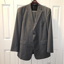 Jos A Bank Traveler  s Collection Men  s Gray Wool Suit 2-Piece 46XL Jacket Pants