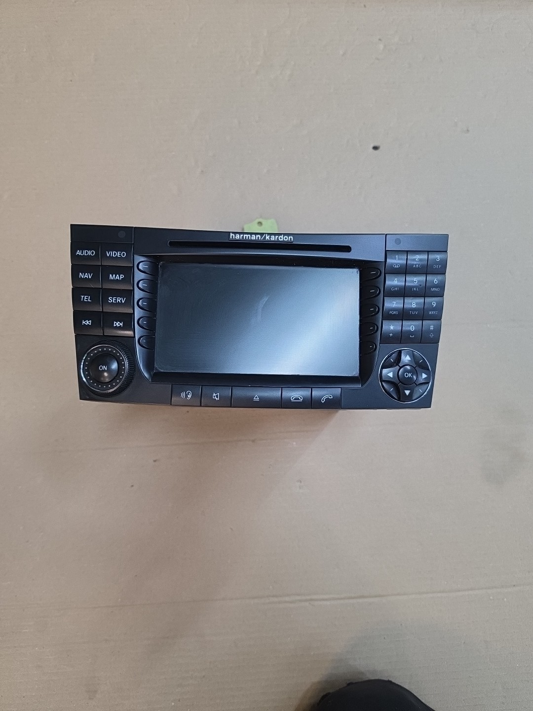 Radio CD GPS player head unit For Mercedes Benz W211 W219 Q1 A2118204197 