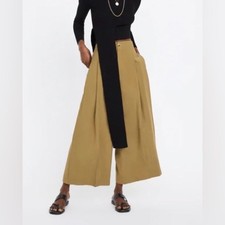 ZARA Wide Leg Cropped Pants
