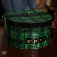 Vintage 1950s Kevin McAndrew Oval Hat Box w/ Insert 14x13x7 Fedora Storage