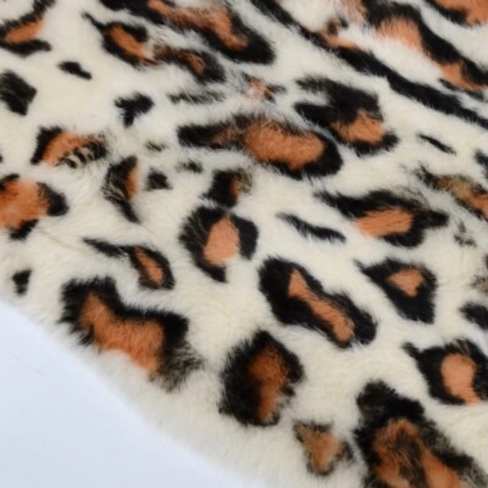 Real Rabbit Skin Throw Blanket Fur Rugs Warm Soft Couch Chair Cover 50x100cm - Image 4 of 4