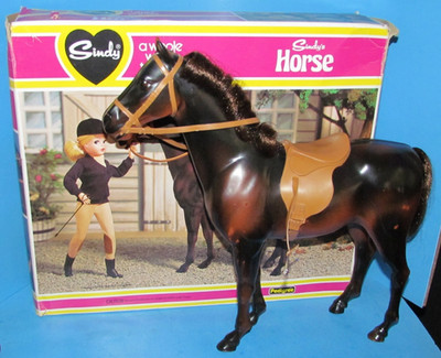Vtg Pedigree Rare Sindy ''Sindy's Horse'' w/Display Box Saddle Reins L@@K