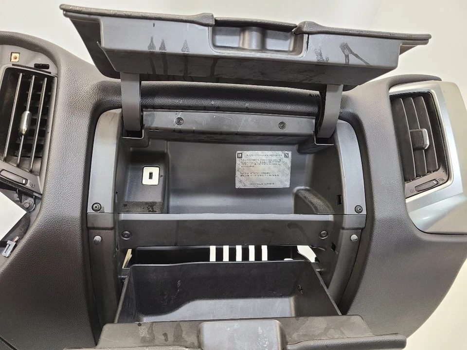 2014 2015 2016 2017 2018 2019 GMC SIERRA 1500 PICKUP Dash Panel Classic Style - Image 4 of 4