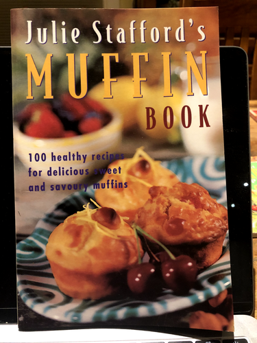 Julie Stafford's Wok Cookbook & Muffin Book (Paperback, 1997) - As New Cond - Picture 2 of 2