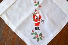VINTAGE HANKY 1950s CHRISTMAS EMBROIDERED SANTA CLAUS NEW OLD STOCK IVY BERRYS