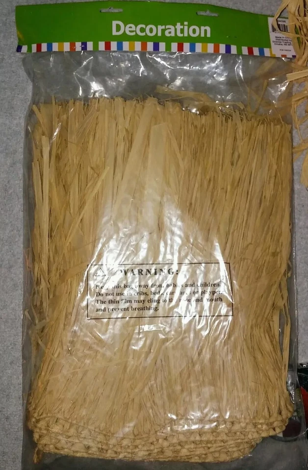 Guirnalda de paja. Nuevo en paquete. Decoraciones de fiesta. 24' Pies. Sellado. Foto 2 de 2