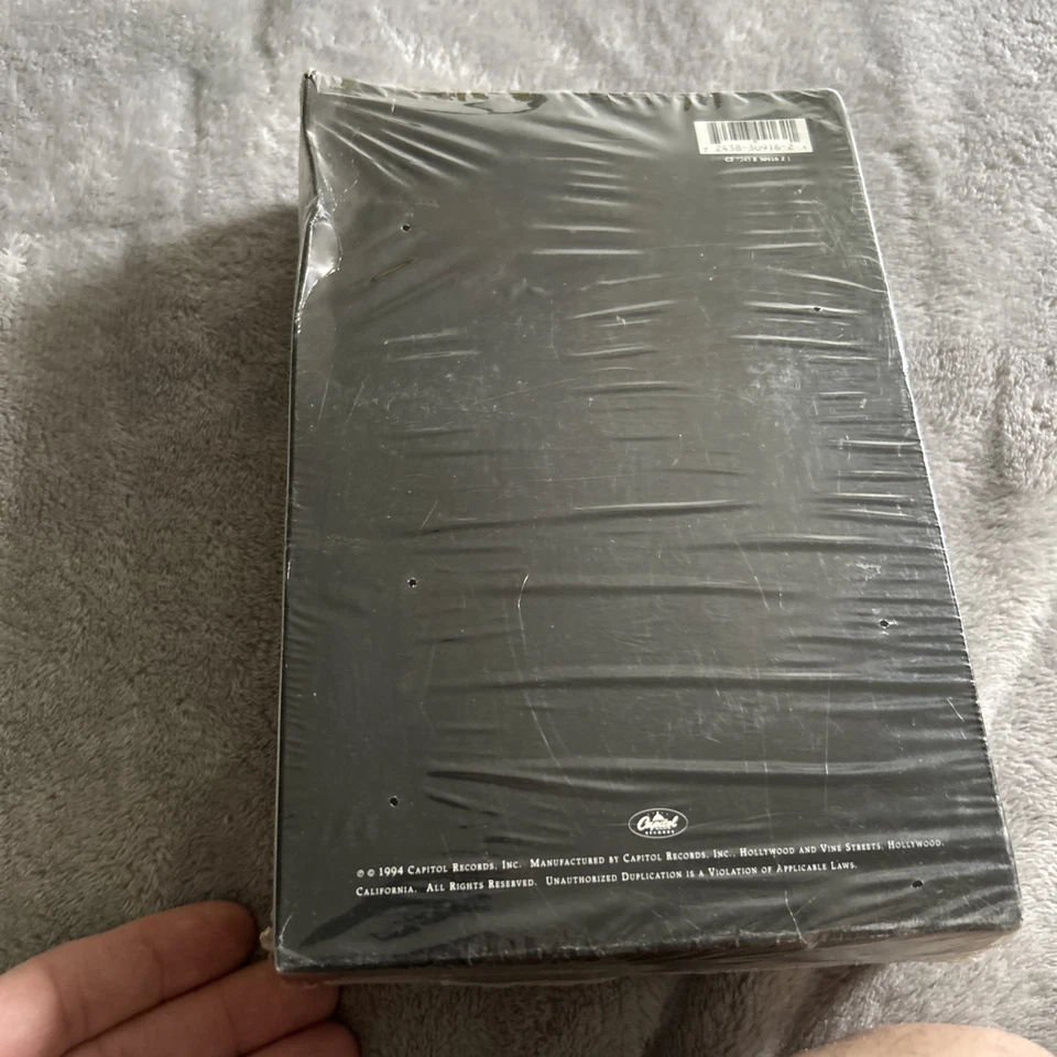 Megadeth / Youthanasia ORG'94 CD+T-Shirt BOX NEW!!!!!!!!!!!!!!!!!!!!!! - Image 3 of 4