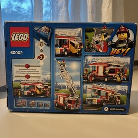 Brand New Sealed LEGO City 60002 Fire Truck Complete Set Retired