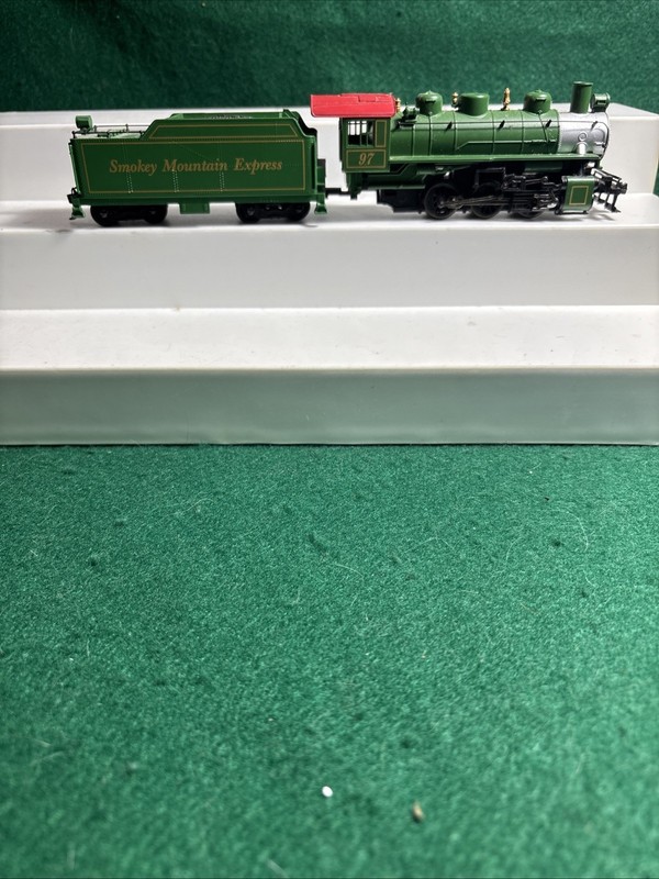 HO Scale Smokey Mountain Express Steam Locomotive #97 w/ Tender Runs Nice