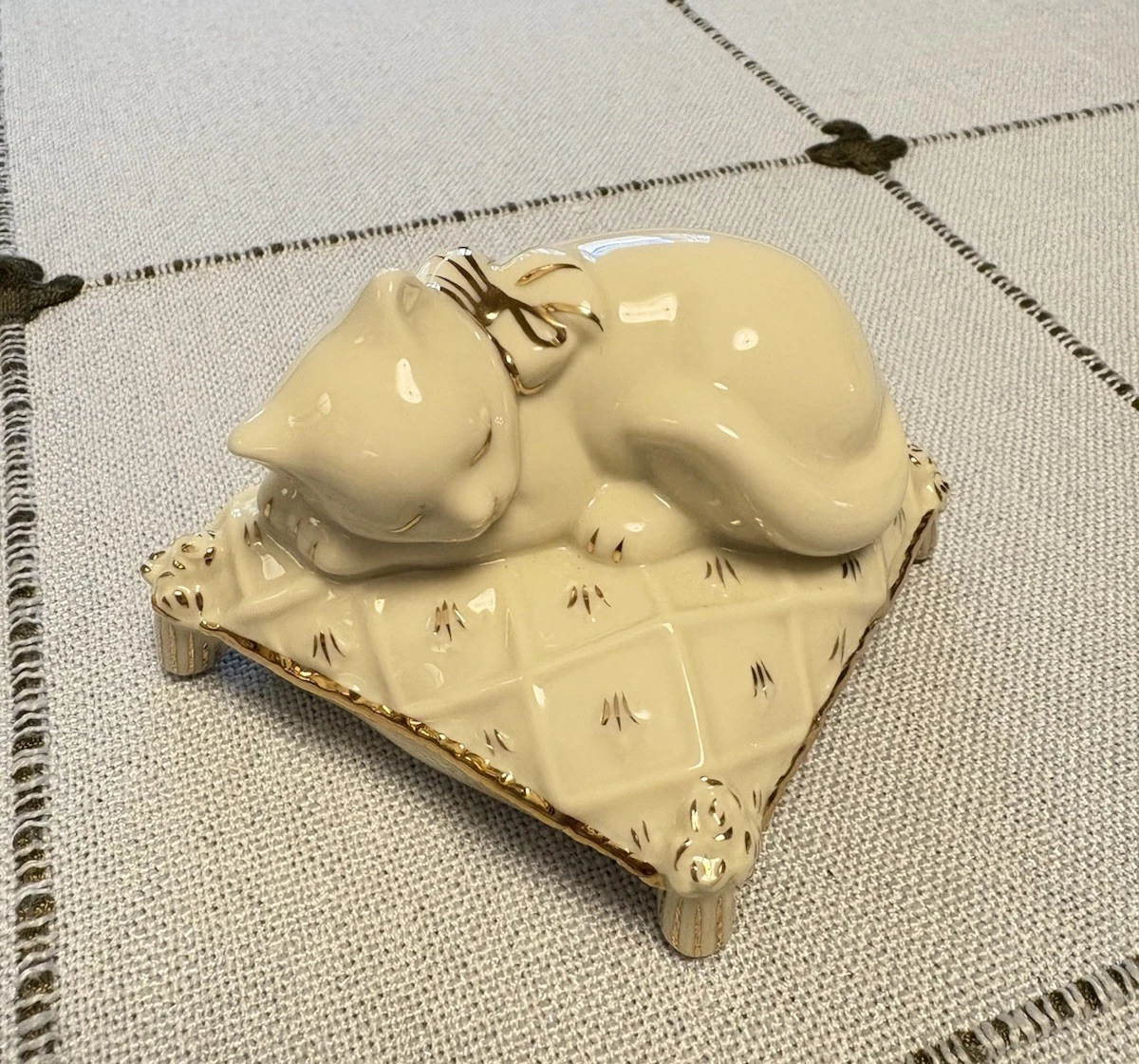 レノックス Cat & Perfume Figurines Lenox Cats Porcelain Figurines: Collectible Cat Trinket Boxes - Etsy