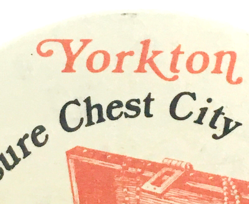 Yorkton The Treasure Chest City of the West Advertising Promotional Pin Vintage - Picture 5 of 6