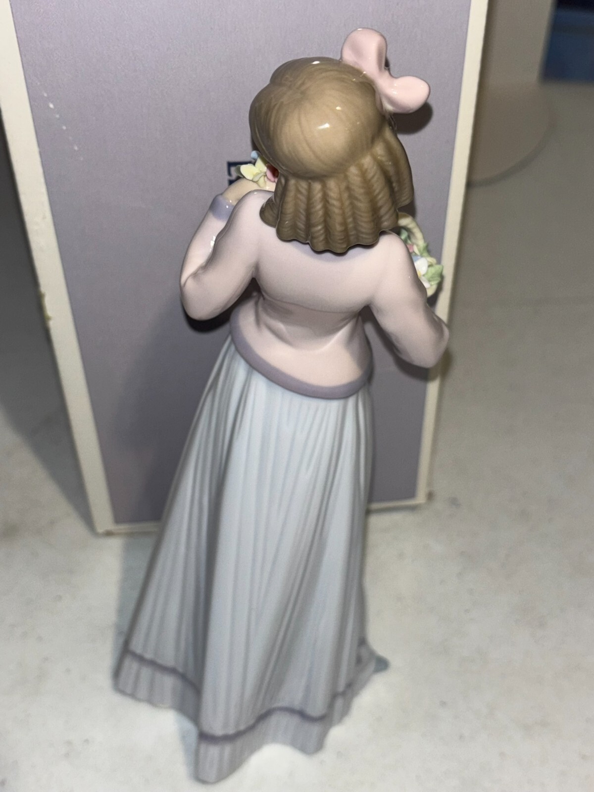 Picture 2 of 6