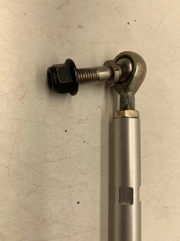 Rod Ass'y | Paquete TNT - 2017 SKI-DOO MXZ 850 TNT Foto 2 de 4