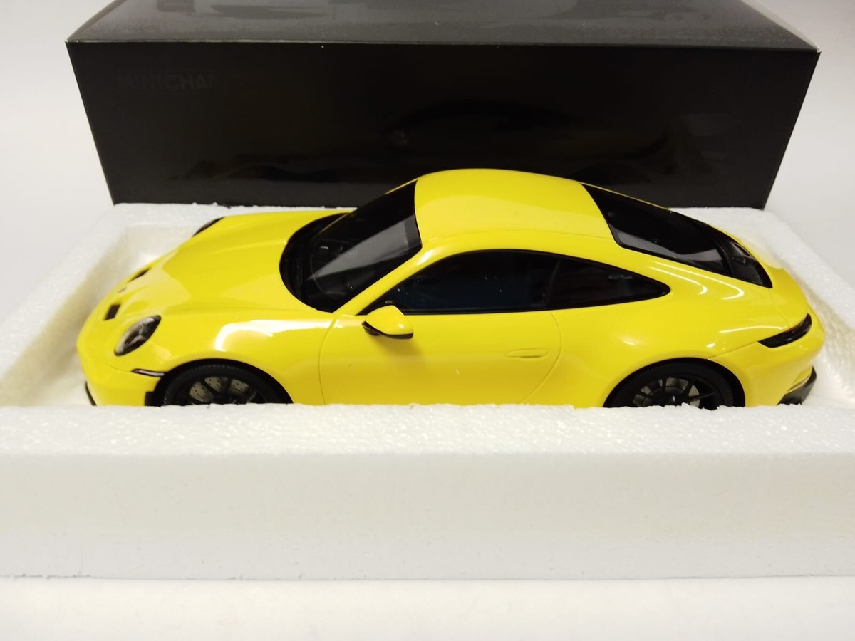 【MINICHAMPS】Porsche911GT3 Touring YELLOW Minichamps Porsche 911 992 GT3 Touring yellow black wheels