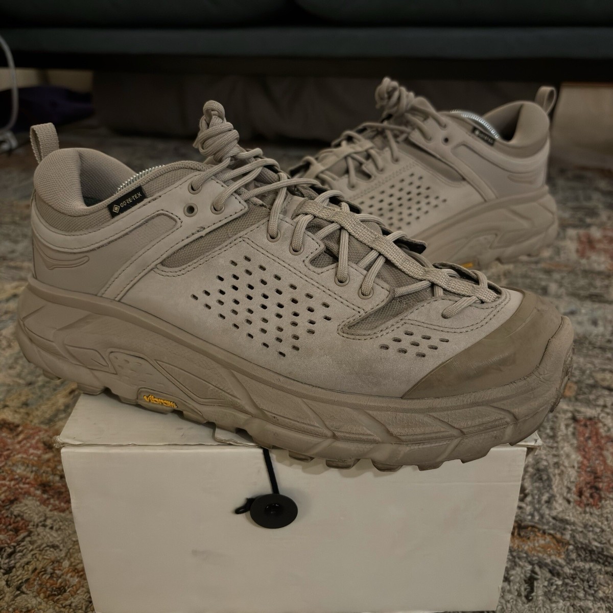 Hoka One One Tor Ultra GORE-TEX Low Simply Taupe mens size 10.5 