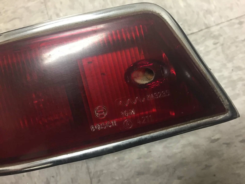 Conjunto de luz trasera derecha Porsche 911 912 Early SWB 901.631.404.01 G7 Foto 2 de 4