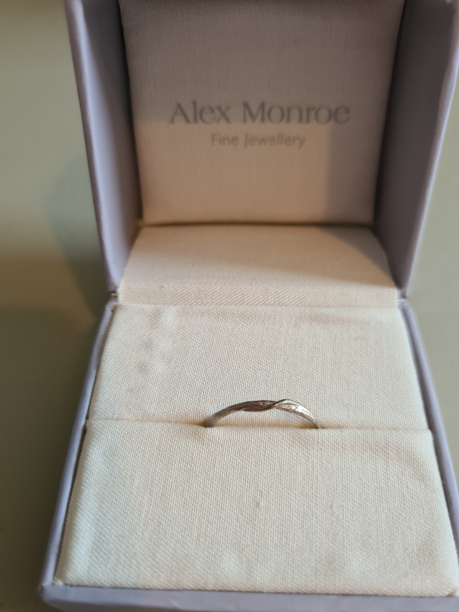 Alex Monroe Vine Twisted Ring 18ct White Gold Size L UK - Main Image