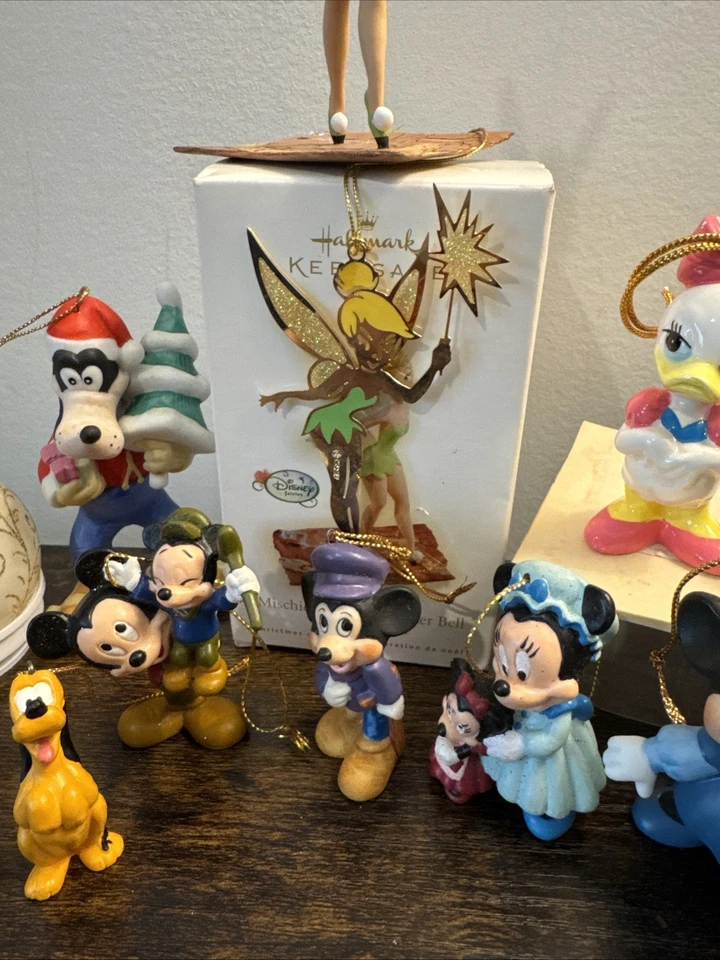 De Colección Disney Adornos de Navidad Lote 13 Cerámica Metal Vidrio Plástico Bebé Plutón Foto 4 de 4