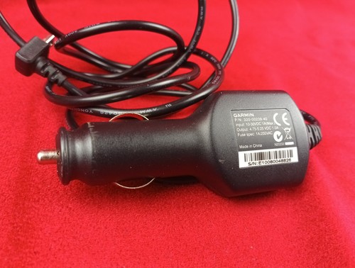 Preowned Garmin Car Charger 320-00239-40 From 1100 Series