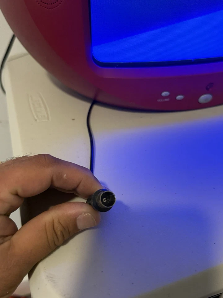 Memorex MSP-TV1300 Red Sphere Ball 13" CRT TV Retro WORKING Videoball No Remote - Image 4 of 4