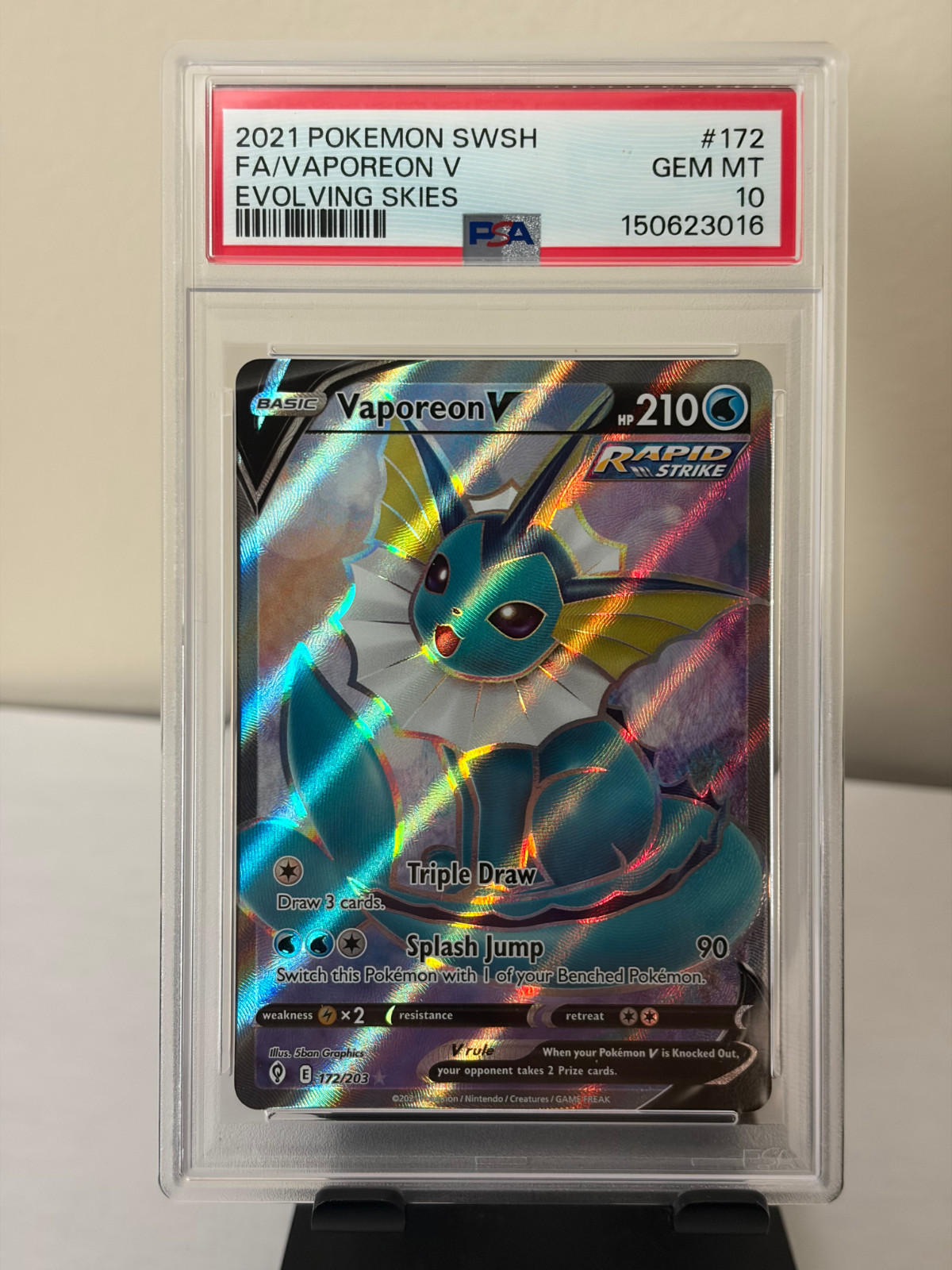 Vaporeon V 172/203 Evolving Skies Ultra Rare Full Art Pokemon PSA10