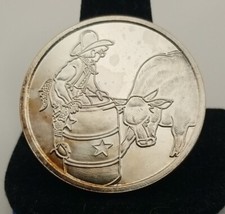 Vintage Bull Fighter/Rodeo Clown .999 1oz Silver Art Round #3650 89.00 per troy oz