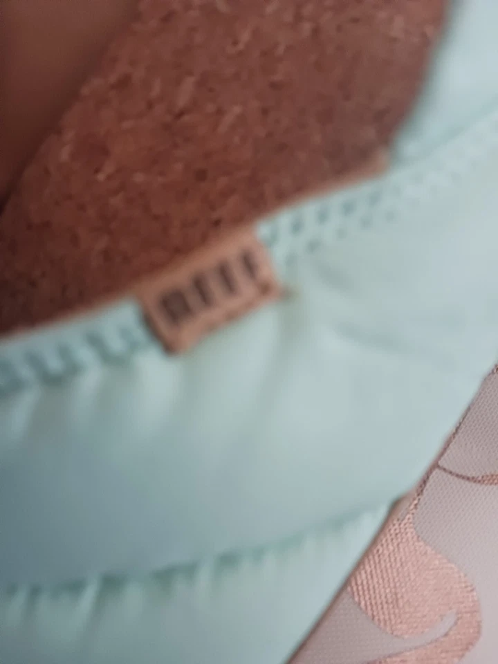 Keen Puffy Nylon Seafoam Green Slip On Sandels SIZE 8 1/2 NEW - Image 3 of 4