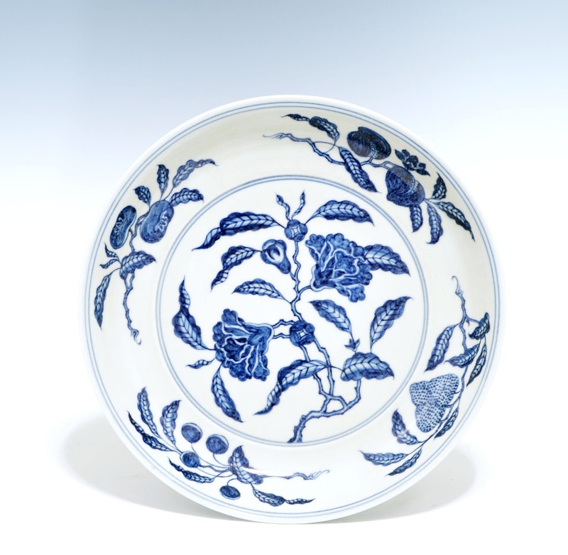 Very Fine Chinese Imperial-Style Blue and White 'Peony' Porcelain Plate