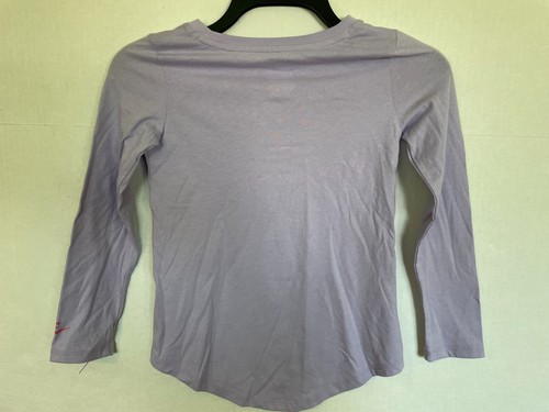 NIKE LONG SLEEVE TEE IN PURPLE GIRLS BOYS SIZE 6-7 NWOT - Picture 2 of 2