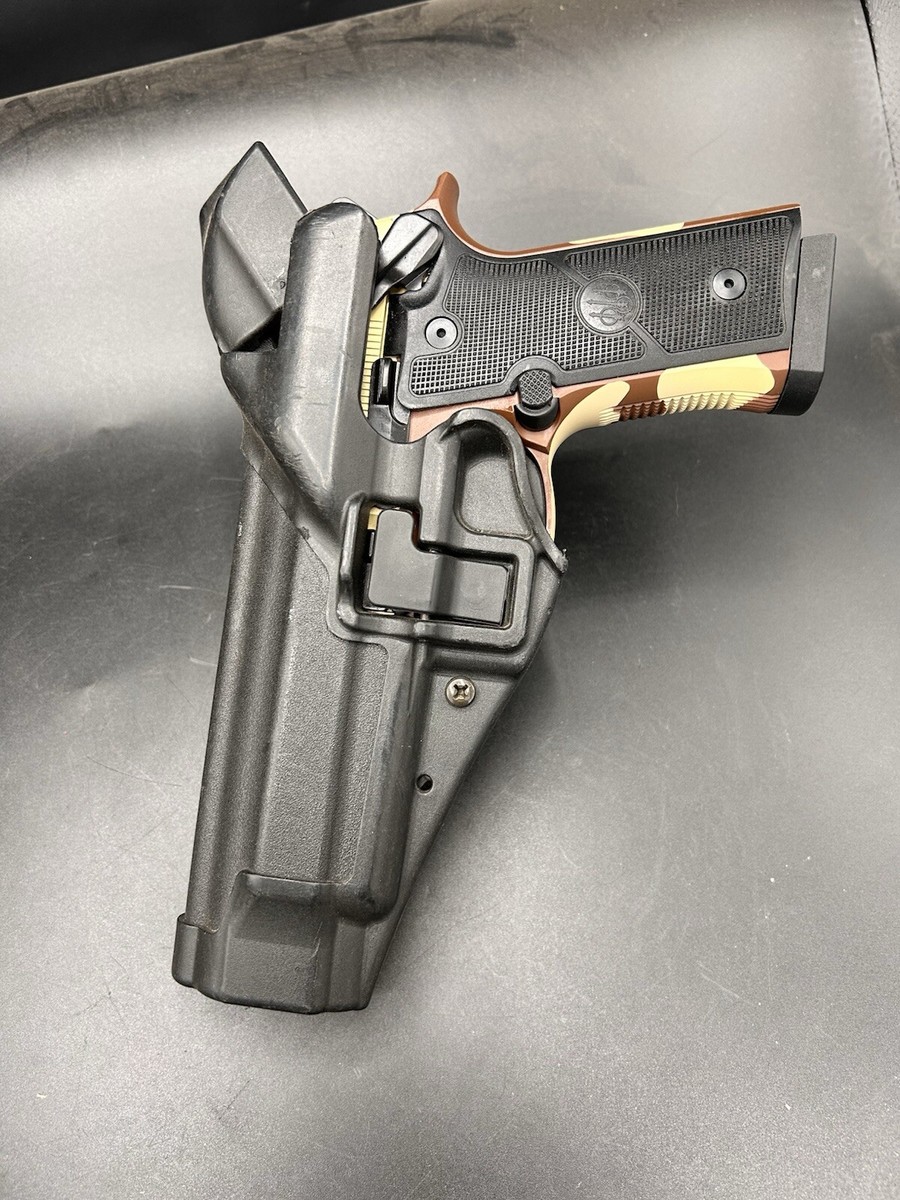 BLACKHAWK 　ホルスター　ベレッタ92F BLACKHAWK L3 SERPA DUTY HOLSTER FOR BERETTA 92X BLACK - Left Hand
