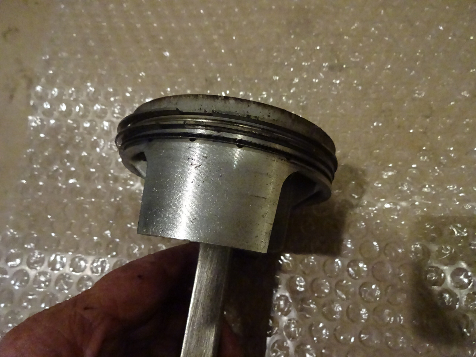 Maserati 4200, Quattroporte-LH Engine Piston & Con Rod Cyl# 8 -P/N 198412-192402