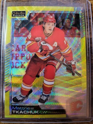 2020-21 O-Pee-Chee Platinum Matthew Tkachuk Neon Yellow Surge #18 Calgary Flames